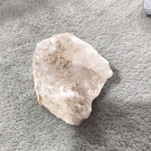 Aviva Stanoff Carved Gift Box of Sage and Crystals New - Picture 5 of 9